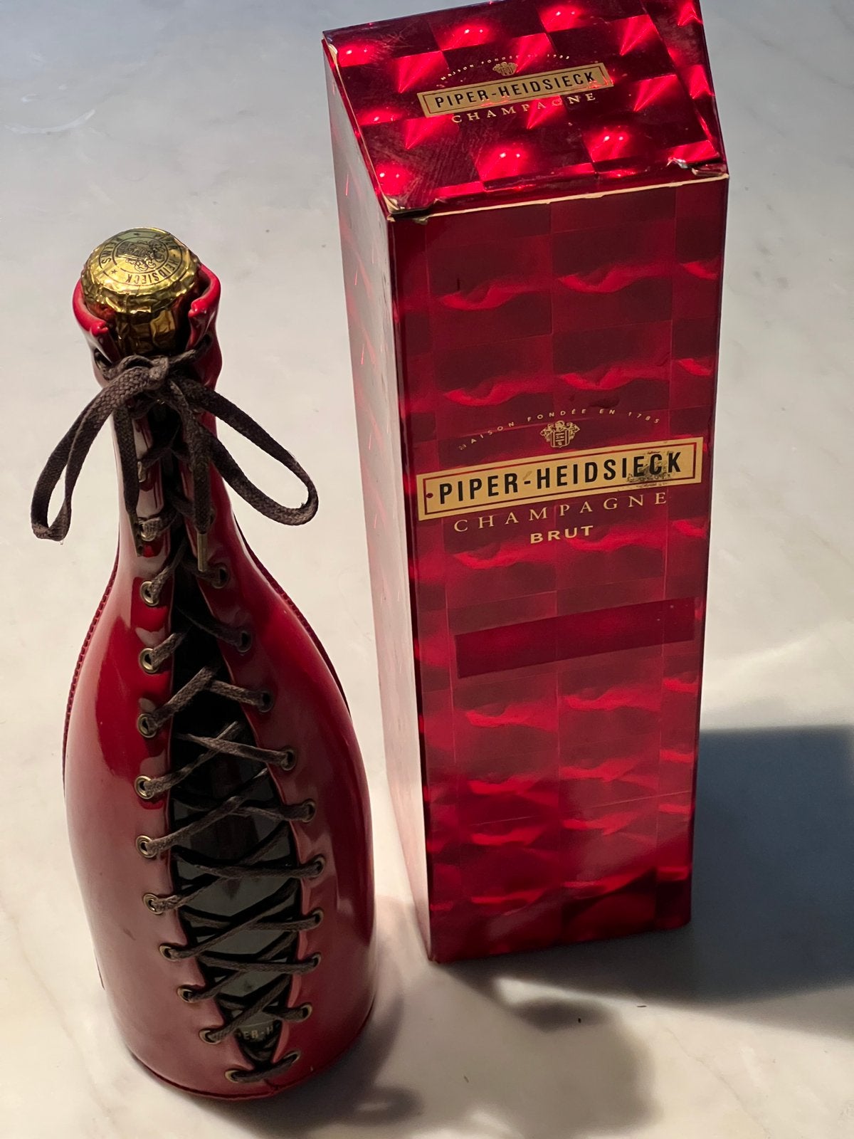 Champagne Piper-Heidsieck JP Gaultier — édition limitée., Collections, Enlèvement, Comme neuf, Champagne
