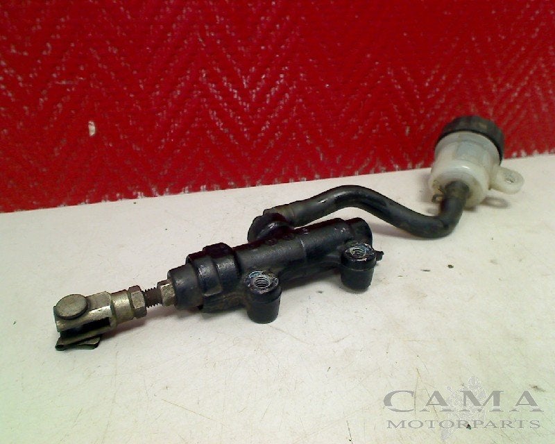 REMPOMP ACHTER Triumph Daytona 675 2006-2008 (VIN: 381274), Motoren, Dhr. S. di Majo, Gebruikt, Info@cama-motorparts.nl, P.J. Troelstraweg 8 8
3144 CX  MAASSLUIS, NL
