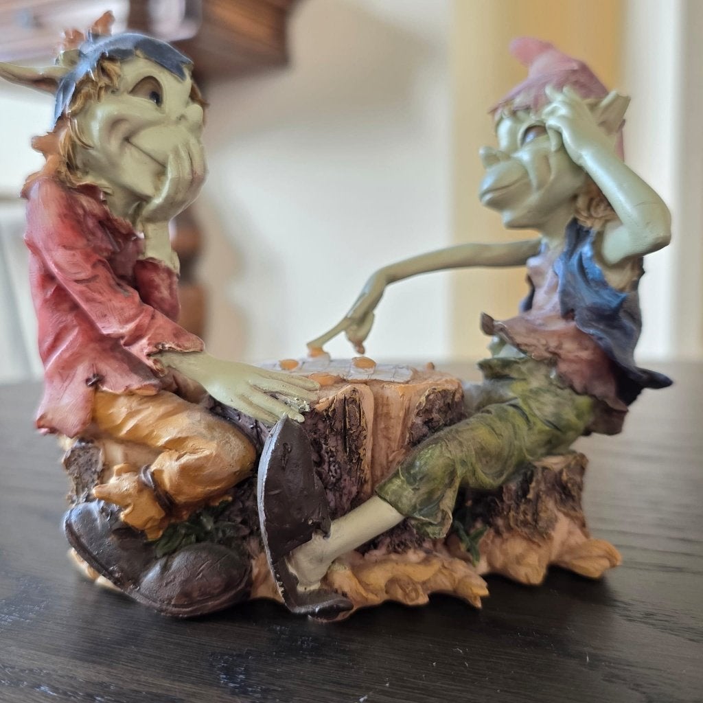 Decoratie : twee trolletjes aan een denkspel, Verzamelen, Poppetjes en Figuurtjes, Ophalen, Zo goed als nieuw