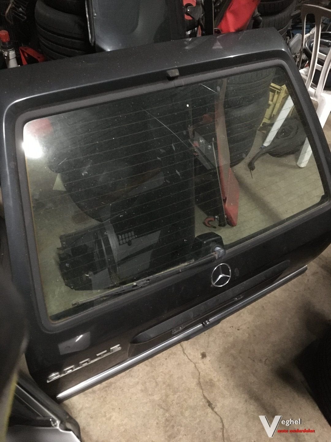Mercedes w124 85/96 achterkleppen, Arrière, -, Haillon arrière, Utilisé