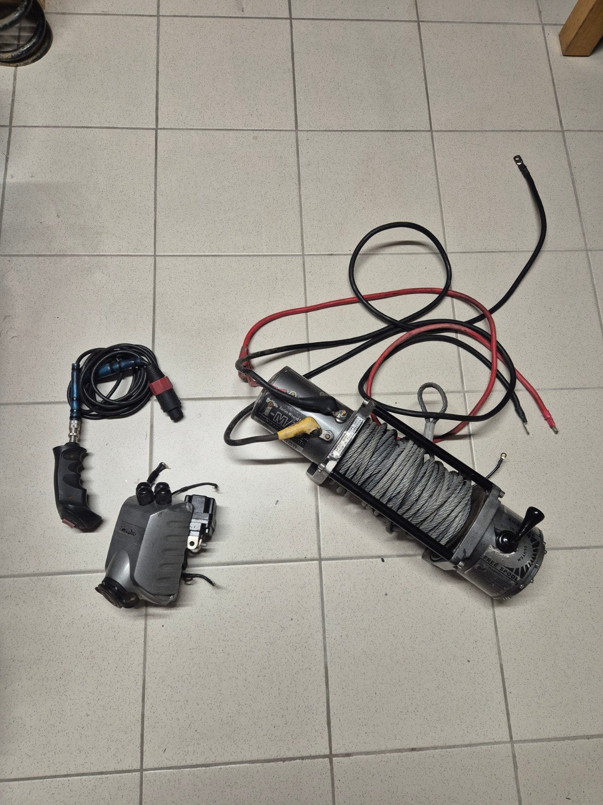 T-max winch 9500 (denk de EW-9500), Ophalen, Gebruikt, Land Rover