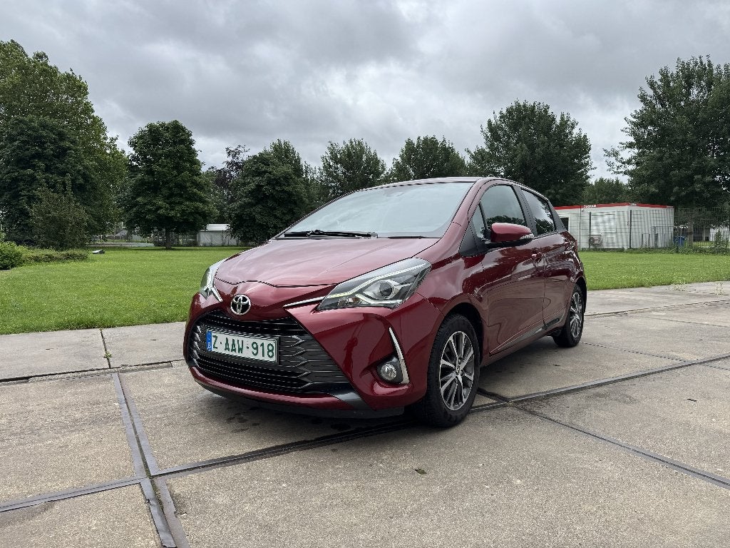 Toyota Yaris Y20 1.5 Benzine Manueel, Autos, Toyota, Rouge, Achat, Entreprise, 5 portes