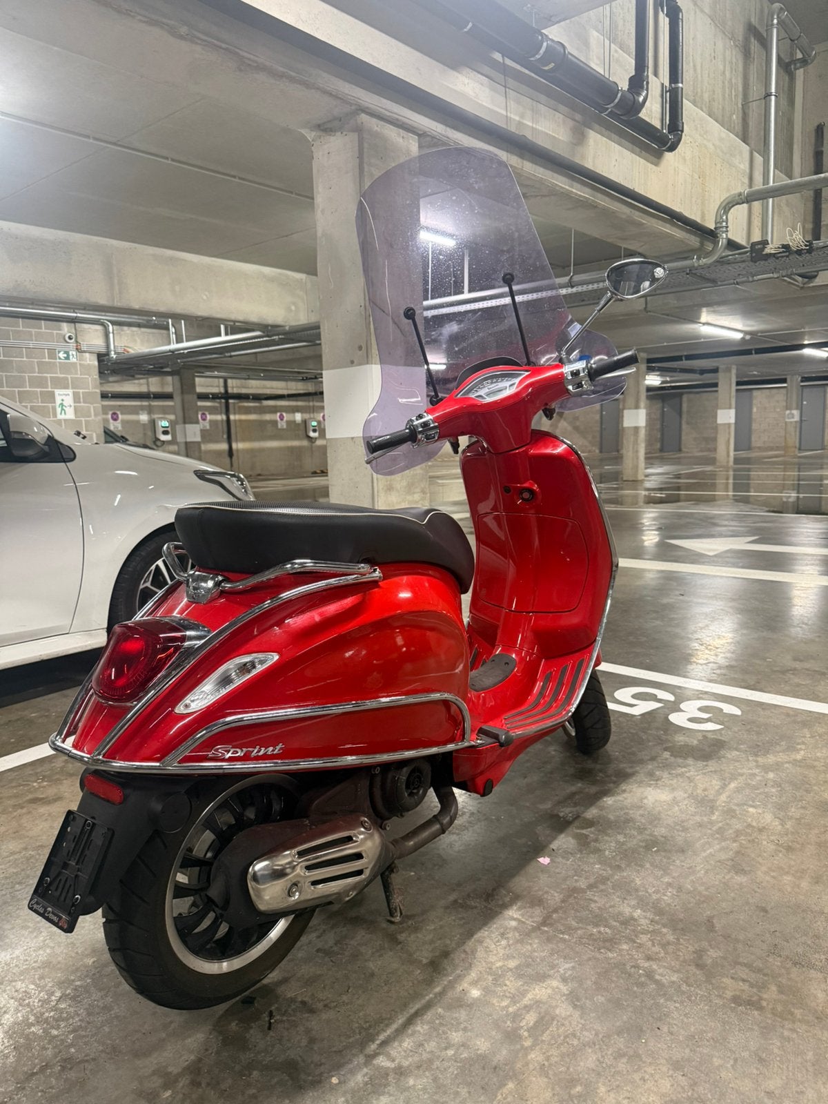 Vespa sprint 2023, Fietsen en Brommers, Scooters | Vespa, Ophalen, Zo goed als nieuw