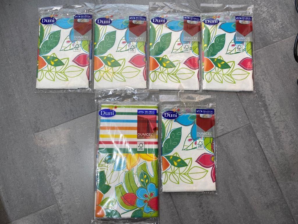 6  x wegwerp tafellaken, Huis en Inrichting, Ophalen of Verzenden, Nieuw