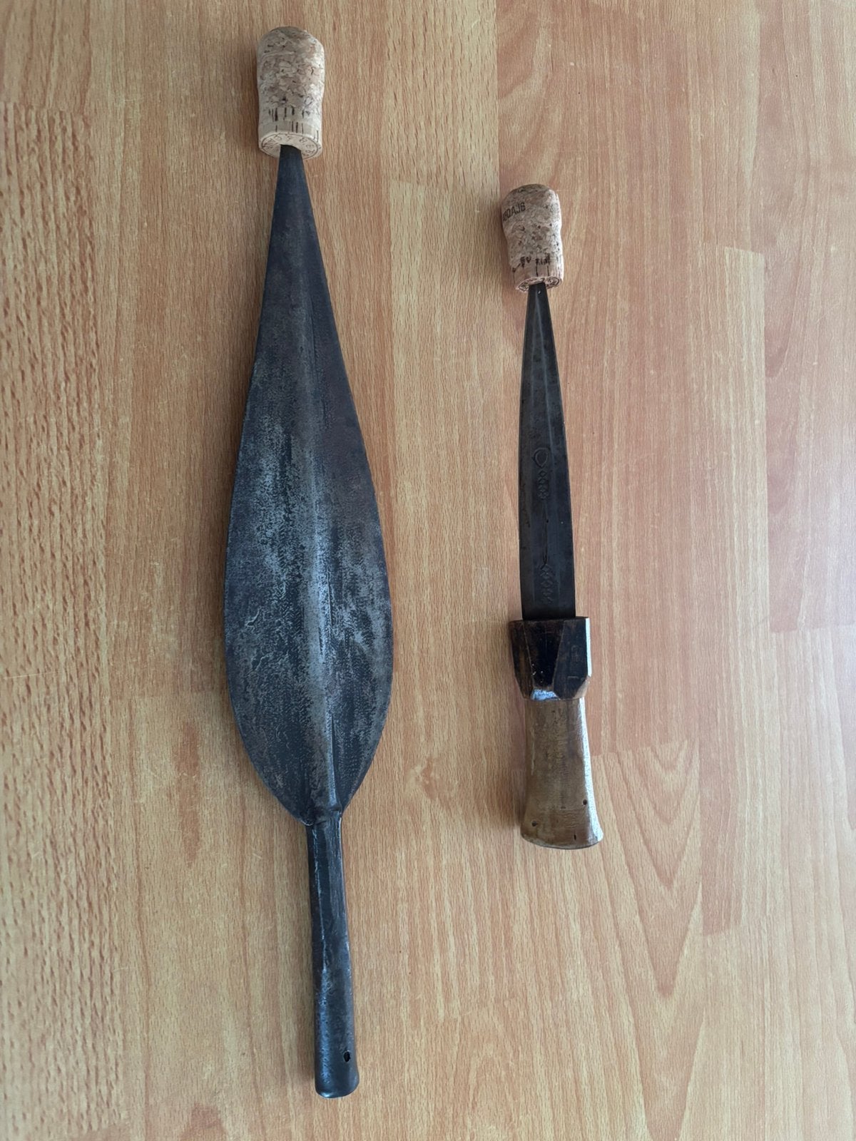Couteau et pointe de lance africaine, Antiquités & Art, Art | Art non-occidental, Fait main, Afrique, Enlèvement ou Envoi, Arme