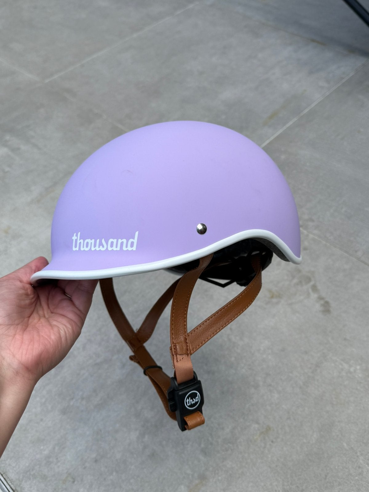 Casque de vélo New Thousand taille S, Vélos & Vélomoteurs, Accessoires vélo | Casques de vélo, Enlèvement, Comme neuf, S