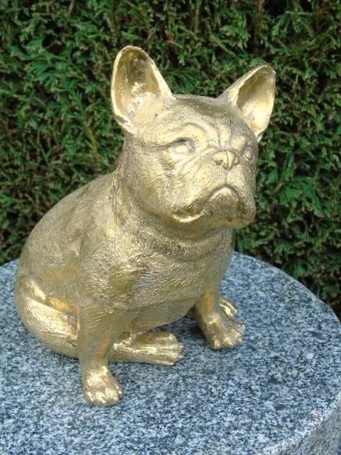 Een Bulldog-hond zittend met een gouden bronzen poot, Ophalen of Verzenden, Nieuw, Overige materialen, Dierenbeeld