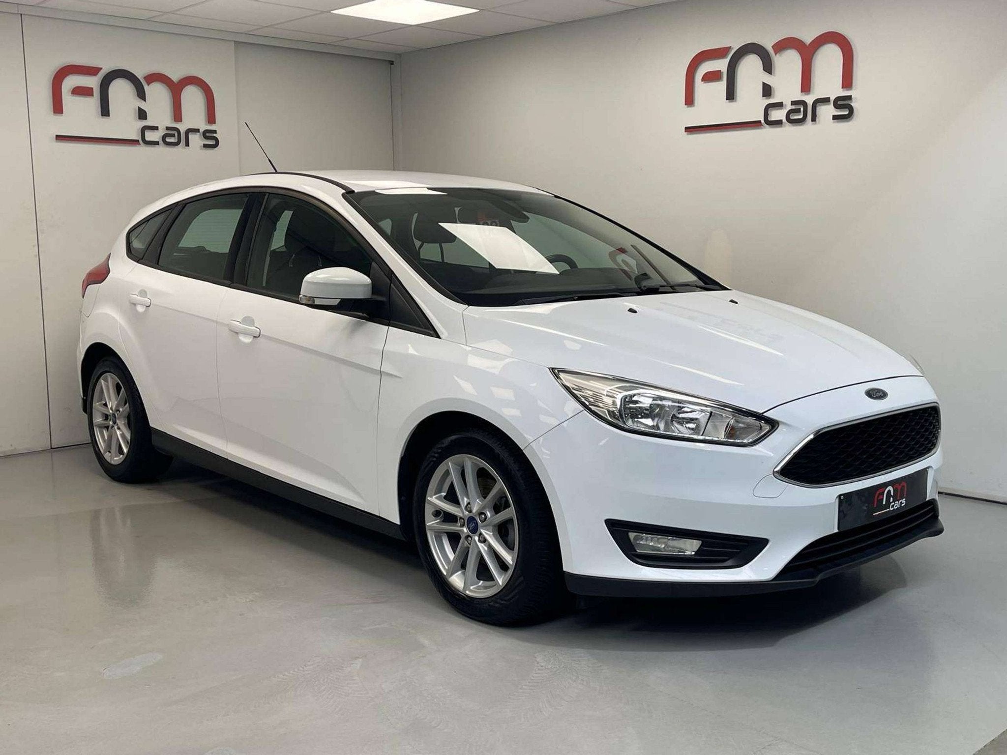 Ford Focus 1.0 EcoBoost bwj2014 Cruise Trekhaak Garantie, Auto's, Focus, Stof, Gebruikt, Wit