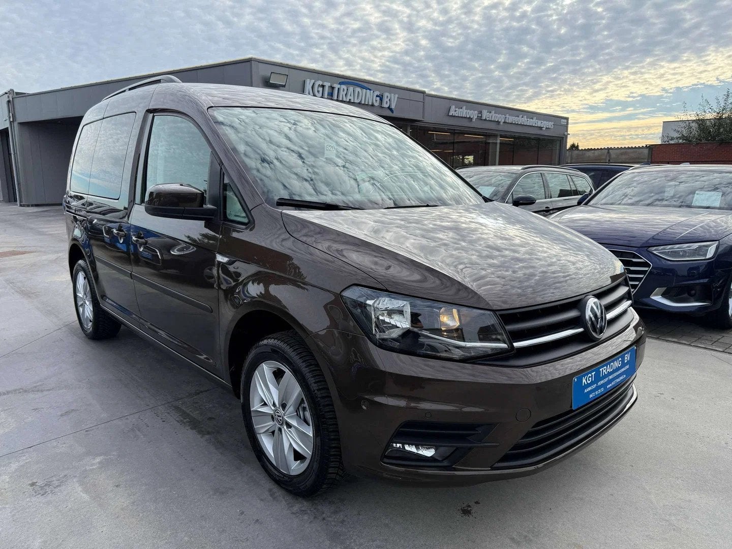 Volkswagen Caddy 1.4 TSI 125PK DSG AUTOMAAT NAVIGATIE CAMERA, Auto's, Automaat, Stof, 4 cilinders, Bruin