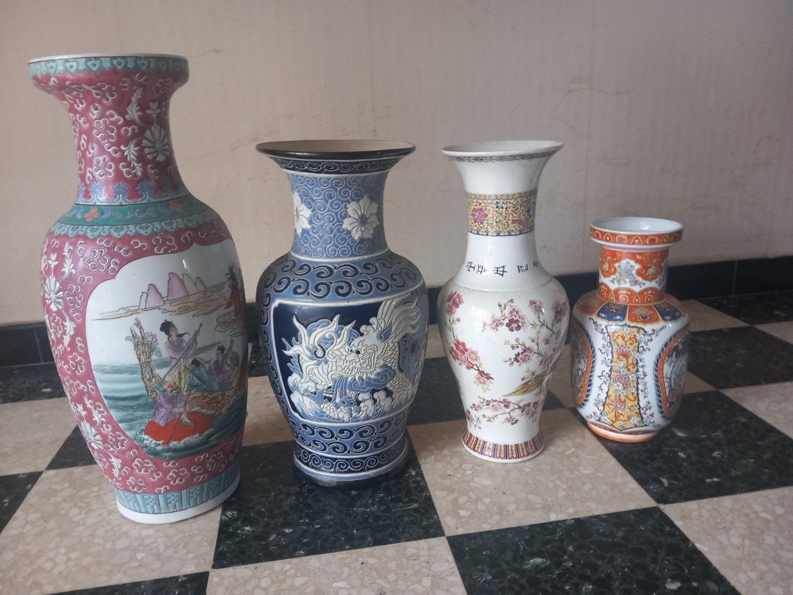 set Chinese vazen voor 50, Antiek en Kunst, Ophalen