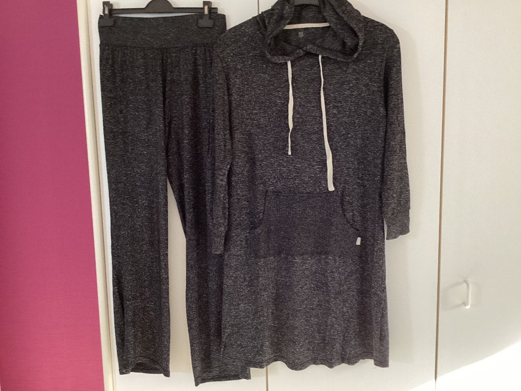 Ensemble Homewear Hema robe pull+pantalon gris S, Gris, Enlèvement ou Envoi, Taille 36 (S), Comme neuf