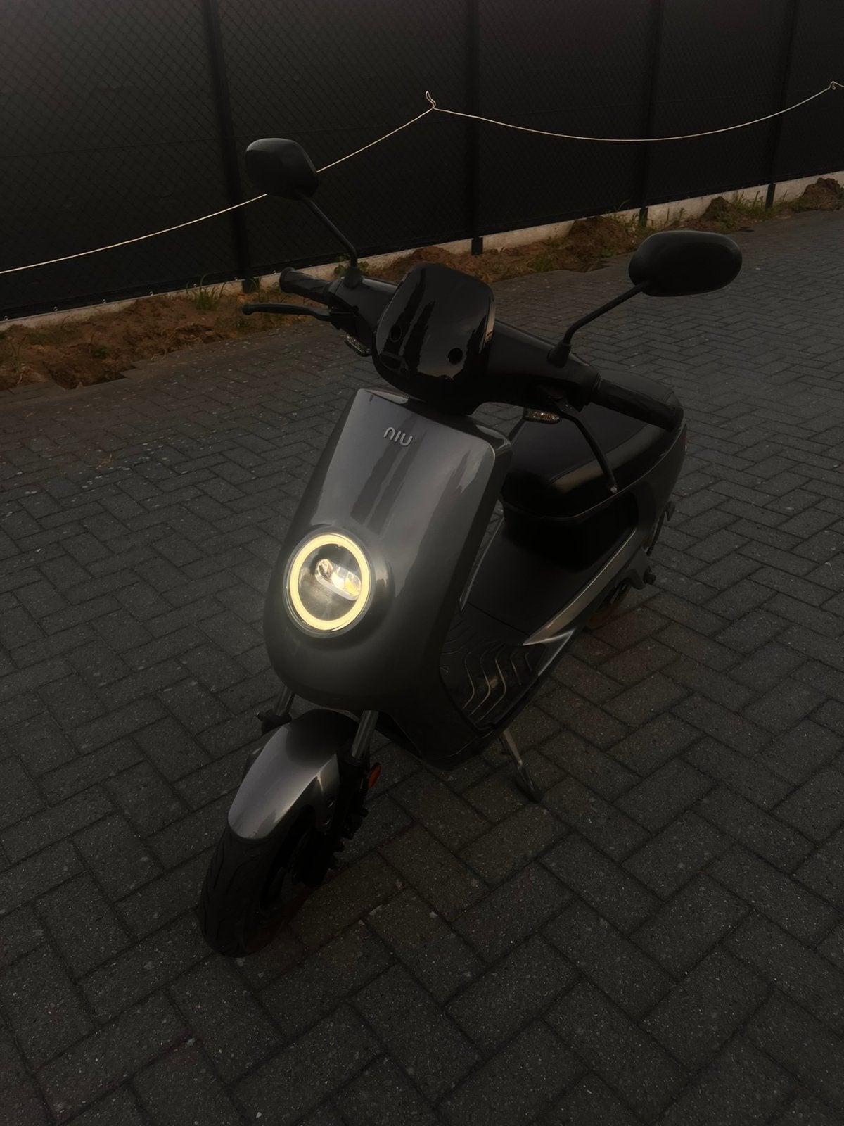 NIU M1 Pro, Vélos & Vélomoteurs, Enlèvement, Comme neuf
