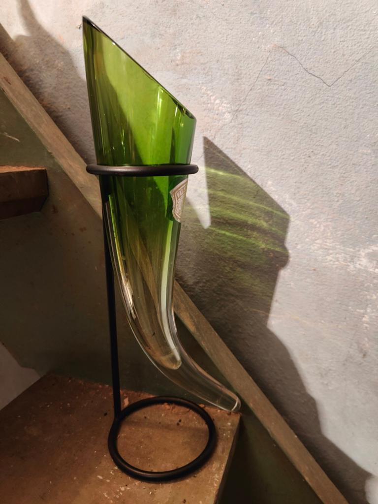 Vase Val Saint Lambert, Enlèvement