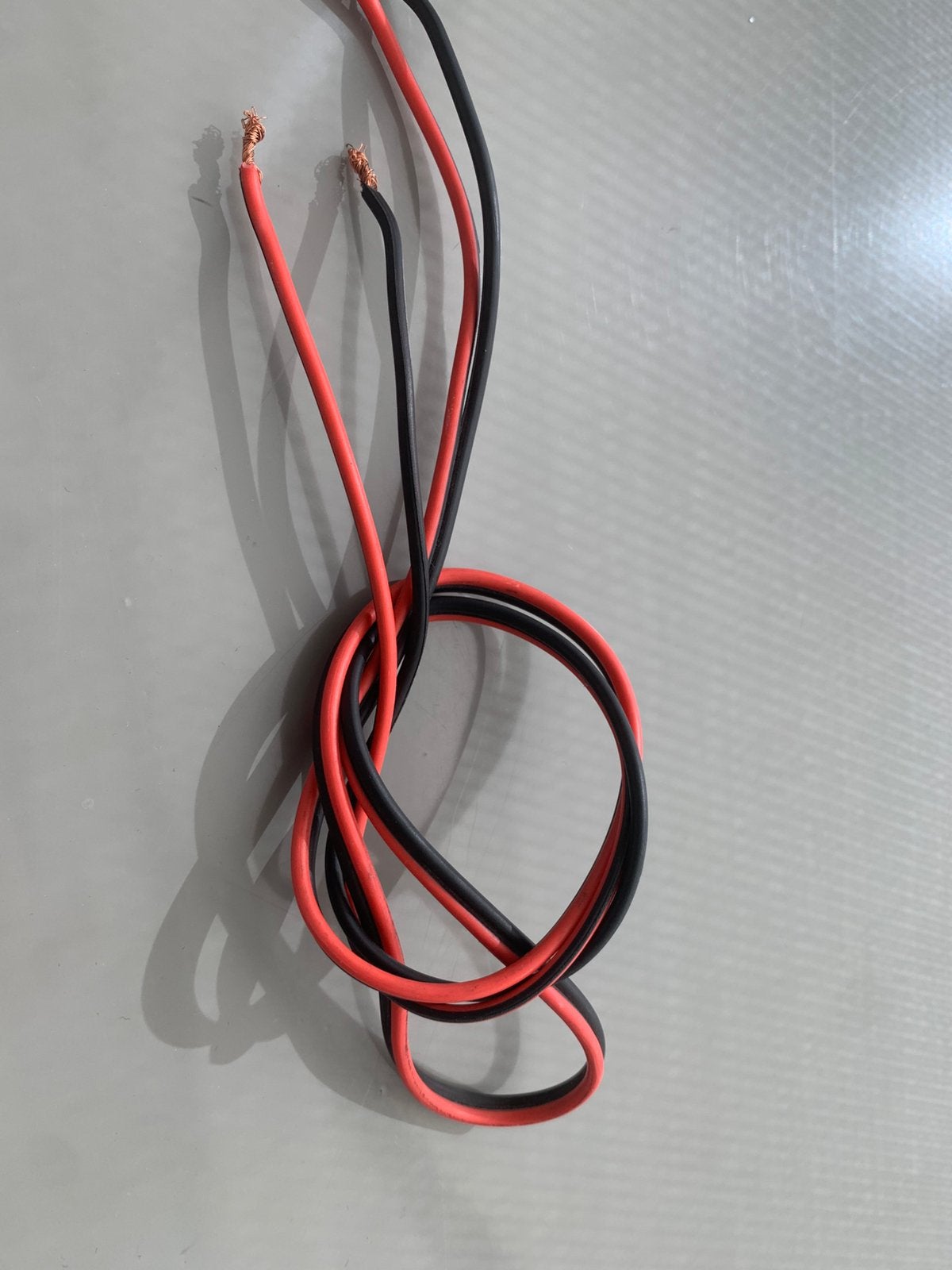 Rode en zwarte koperen audiokabel, Ophalen of Verzenden, Gebruikt