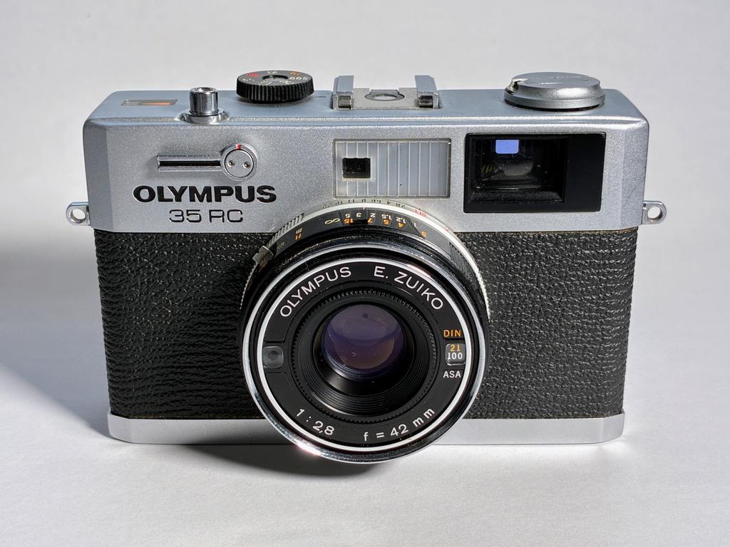 Olympus RC 35 met E Zuiko 42mm f/2.8 / Getest, Ophalen of Verzenden, Zo goed als nieuw, Olympus