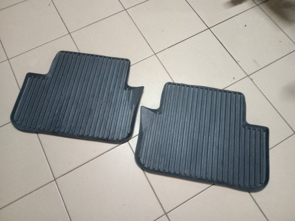 rubber matten voor audi A4, Ophalen