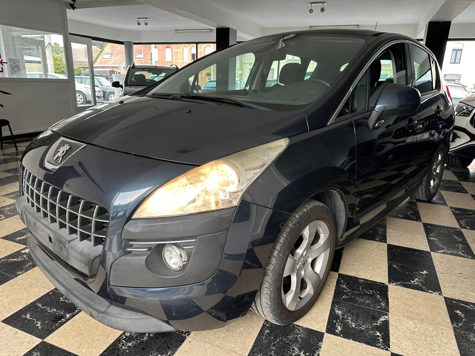 Peugeot 3008 ALLURE 1.6VTI 120CH - PANO, Auto's, Peugeot, Voorwielaandrijving, Euro 5, Zwart, https://public.car-pass.be/vhr/fa3dc435-2c89-47a0-b99d-c16e6f1b605a