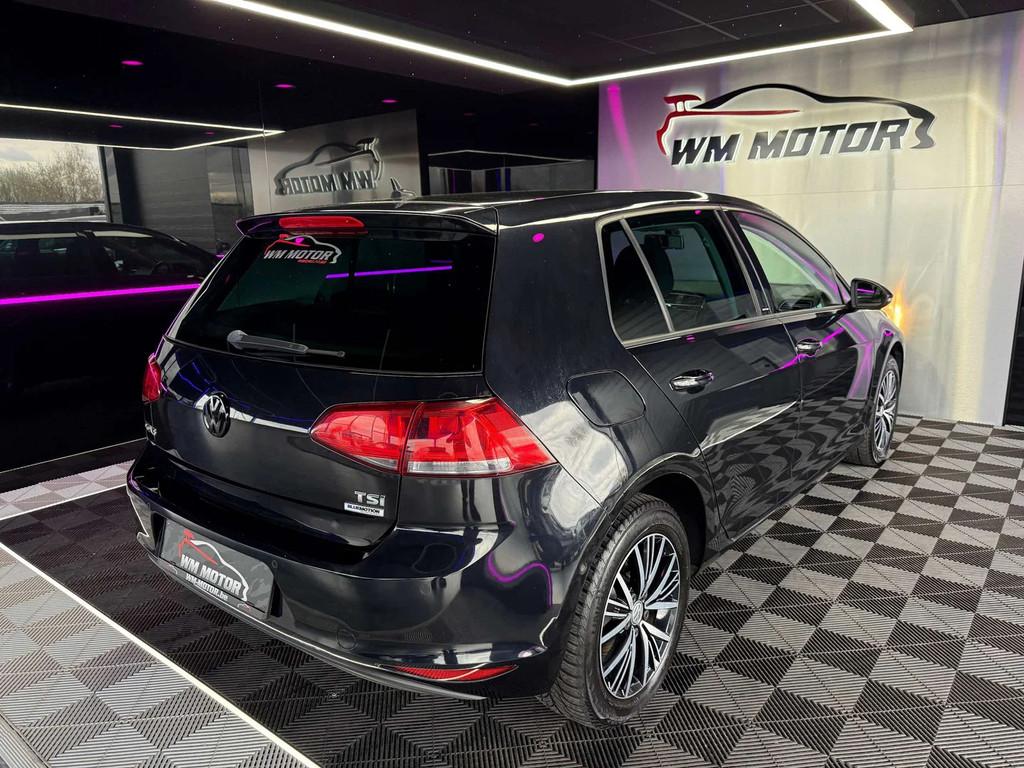 Volkswagen Golf Golf 1.2 TSI Allstar (bj 2016), Auto's, Navigatiesysteem, Gebruikt, 4 cilinders, Zwart
