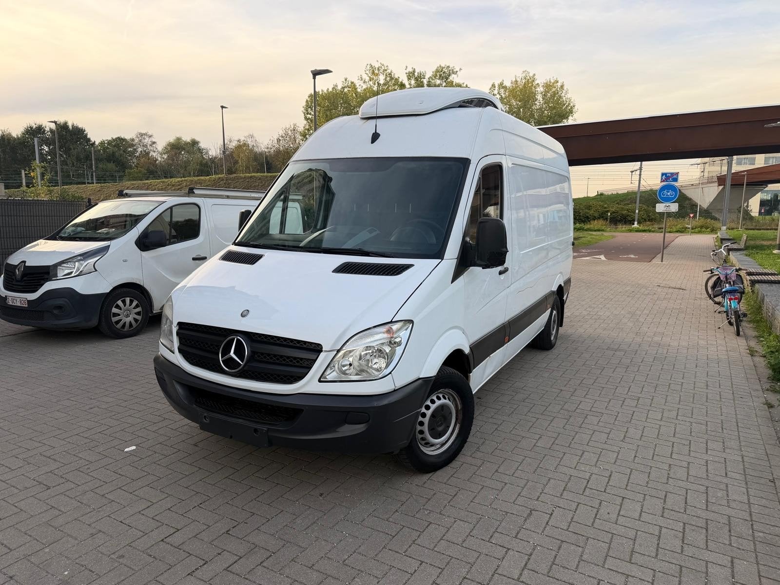 MERCEDES KOELWAGEN SPRINTER 316CDI 2011 163000KM EN KEURING, Voorwielaandrijving, Euro 5, Stof, 22 cc