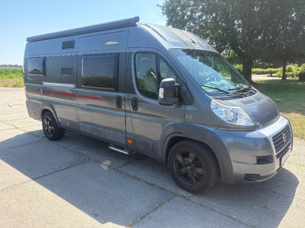 Adria TWIN SLX640, Enkele bedden 2.3 Turbo 130pk, Buscamper of Camperbus, Ringverwarming, Fiat, 6 tot 7 meter
