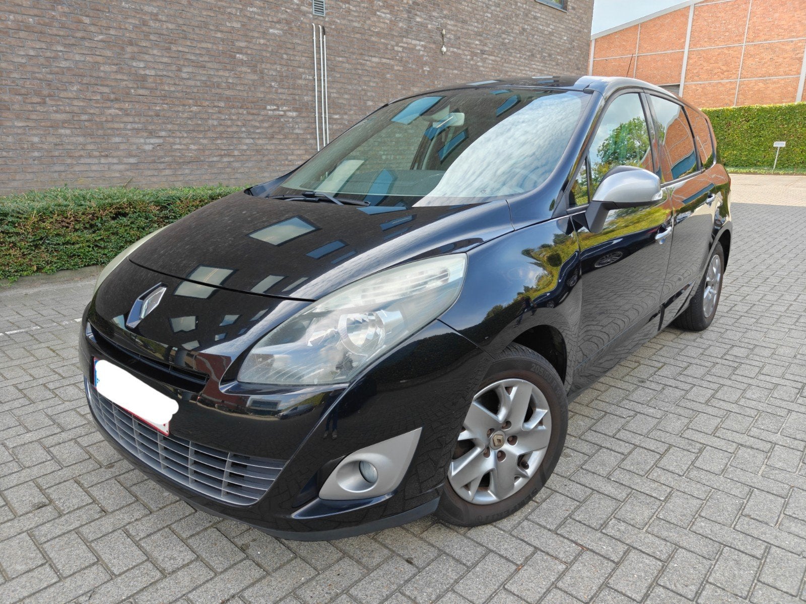 Renault Scenic 1.6i/ 108.000 km/ 2011/ Benzine/ Euro 5/ CT O, Auto's, Zwart, https://public.car-pass.be/vhr/3e0d1e99-be88-4df7-93c5-d7355c38ac4e