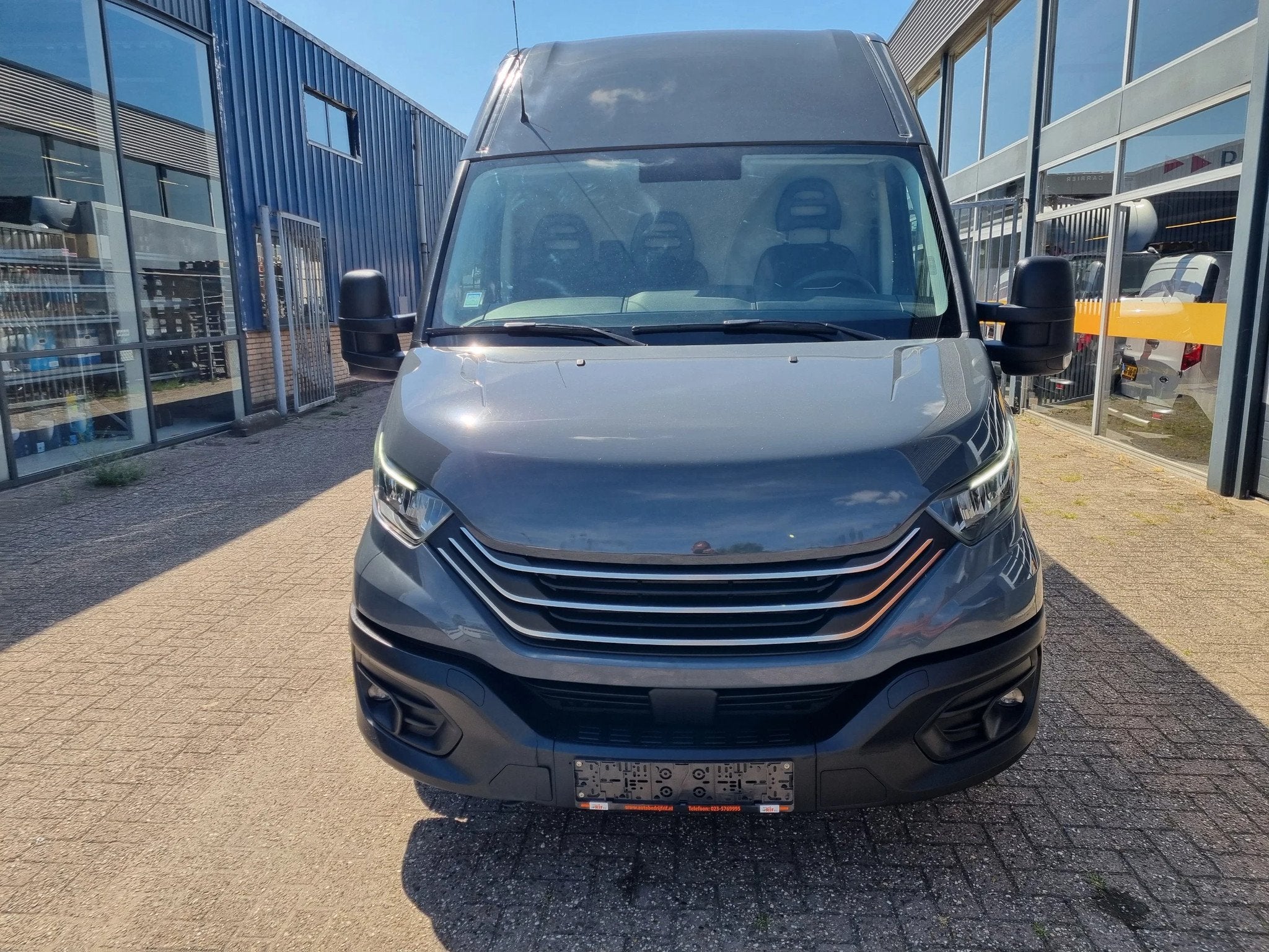 Iveco Daily 35C18 3.0D 180PK L4H2 N1 Hi-Matic Euro 6 GVW3500, Automaat, Achterwielaandrijving, Gebruikt, Euro 6