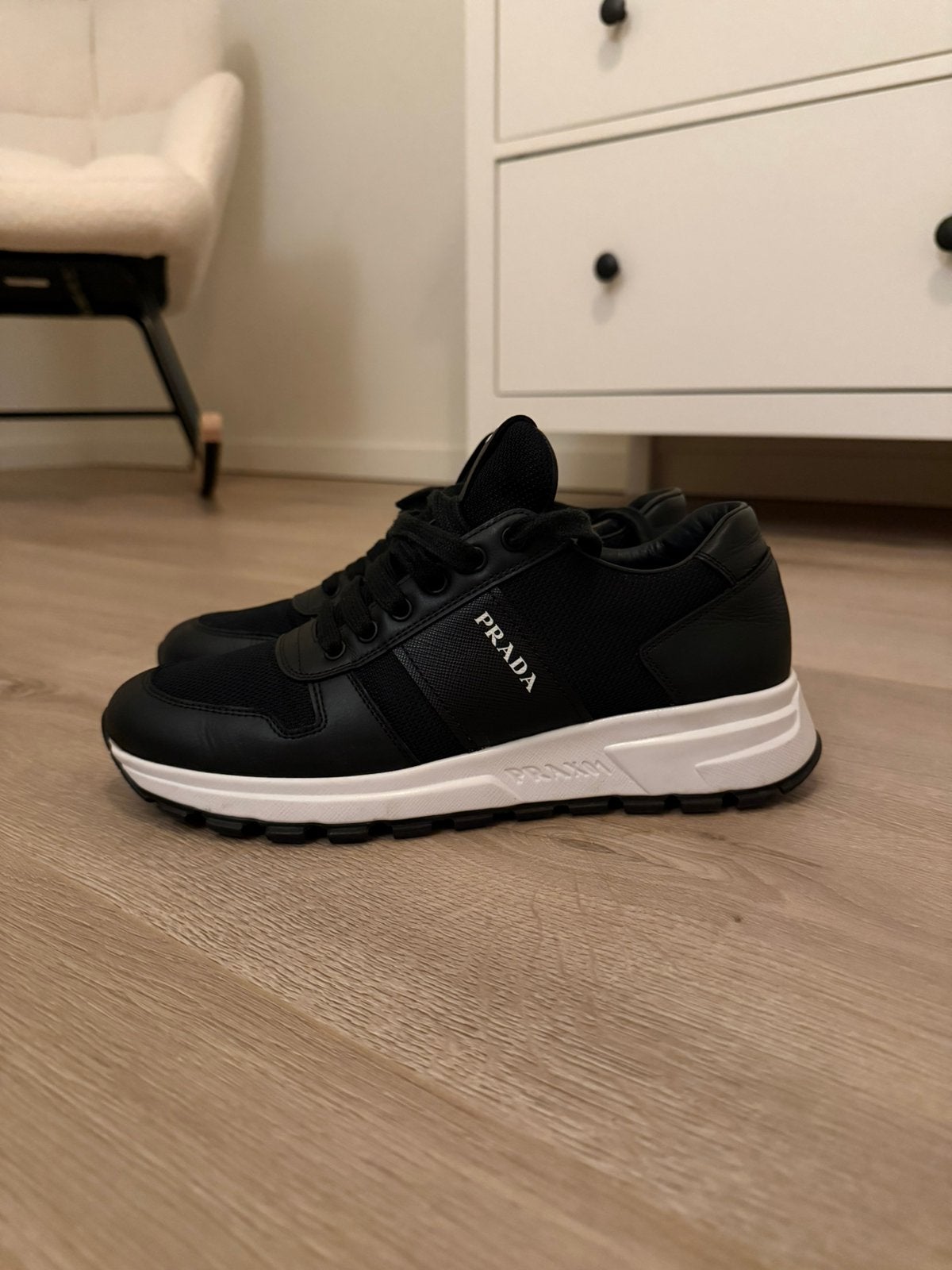 Sneakers Prada dames, Enlèvement, Comme neuf
