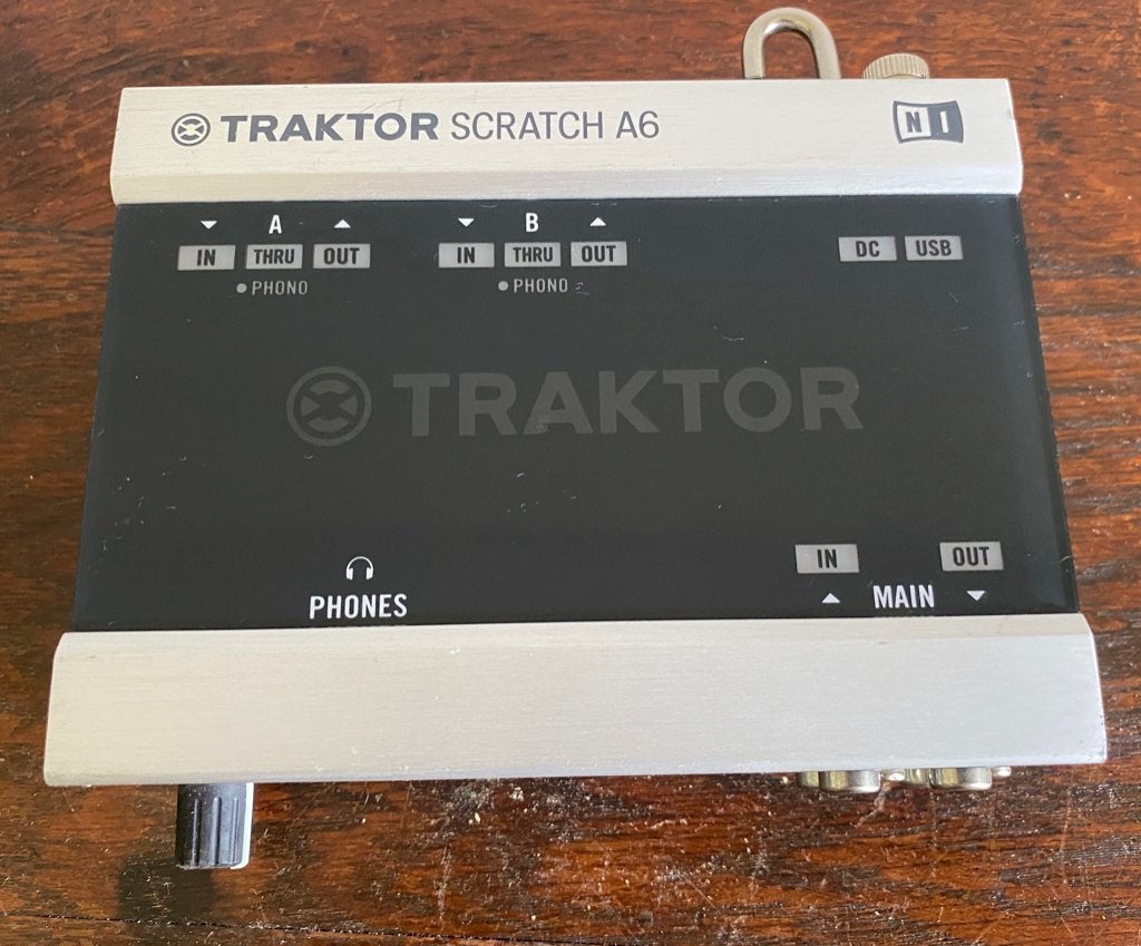 Interface audio DJ Native Instruments Traktor Audio 6, Musique & Instruments, DJ sets & Platines, Enlèvement, Utilisé, DJ-Set