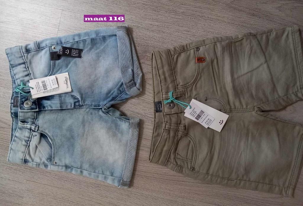Nieuwe Short  M 116, Kinderen en Baby's, Kinderkleding | Maat 116, Ophalen of Verzenden, Nieuw, Jongen