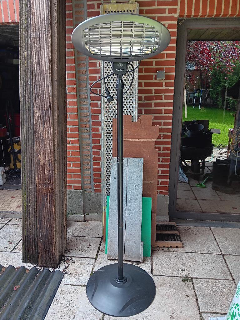 Terrasverwarmer Toolland 2000w, Enlèvement, Utilisé, Électrique, Sol