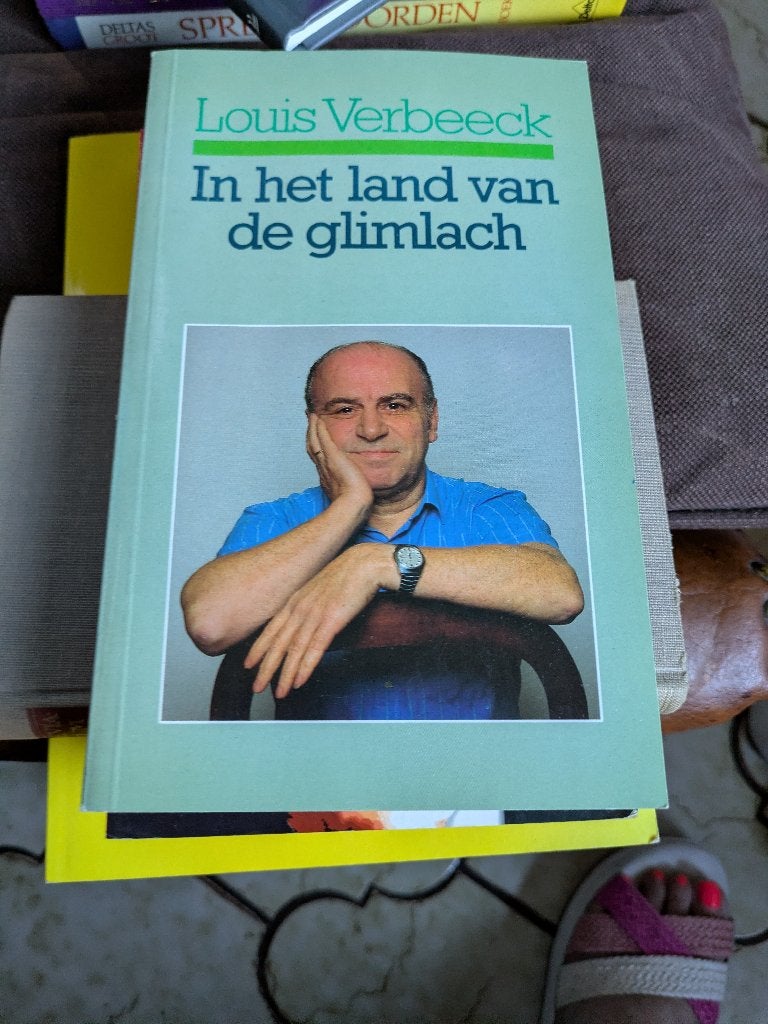 In het land van de glimlach, Ophalen of Verzenden, Zo goed als nieuw, Louis verbeeck, België
