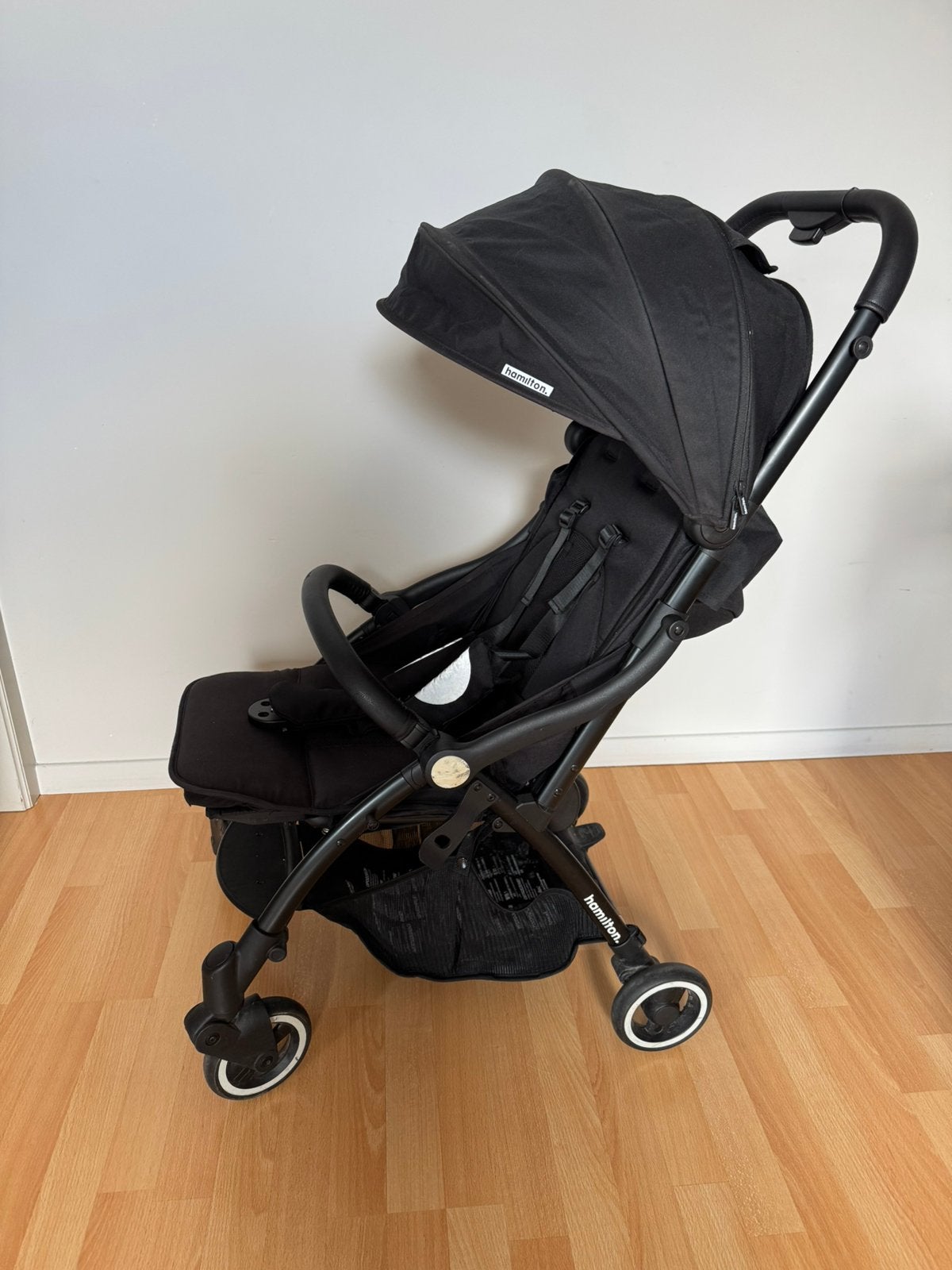 Hamilton - inklapbare plooibuggy compacte buggy, Kinderen en Baby's, Ophalen, Zo goed als nieuw