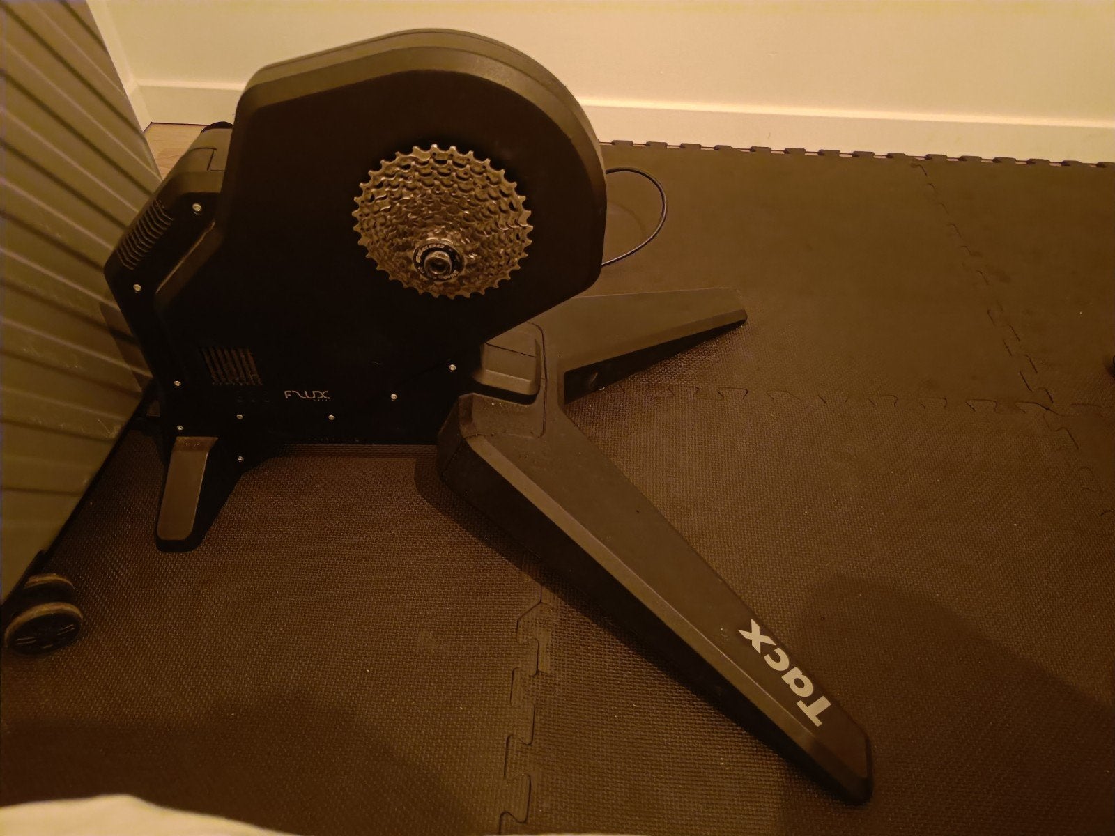 Tacx Flux smart met cassette!, Enlèvement ou Envoi, Comme neuf, Tacx