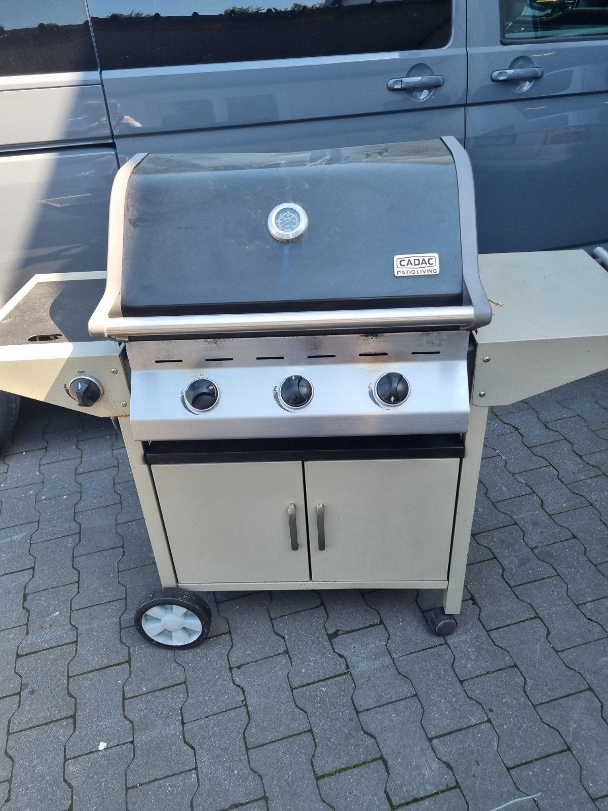 Gasbarbeque cadac, Ophalen