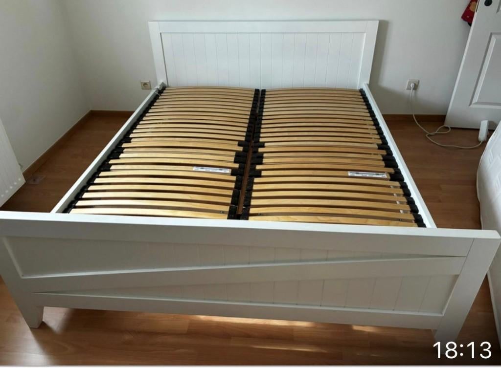 Stevig wit bed 160 x 200 cm met lattoflex - zeer goede staat, Ophalen, Wit, Zo goed als nieuw, Twijfelaar
