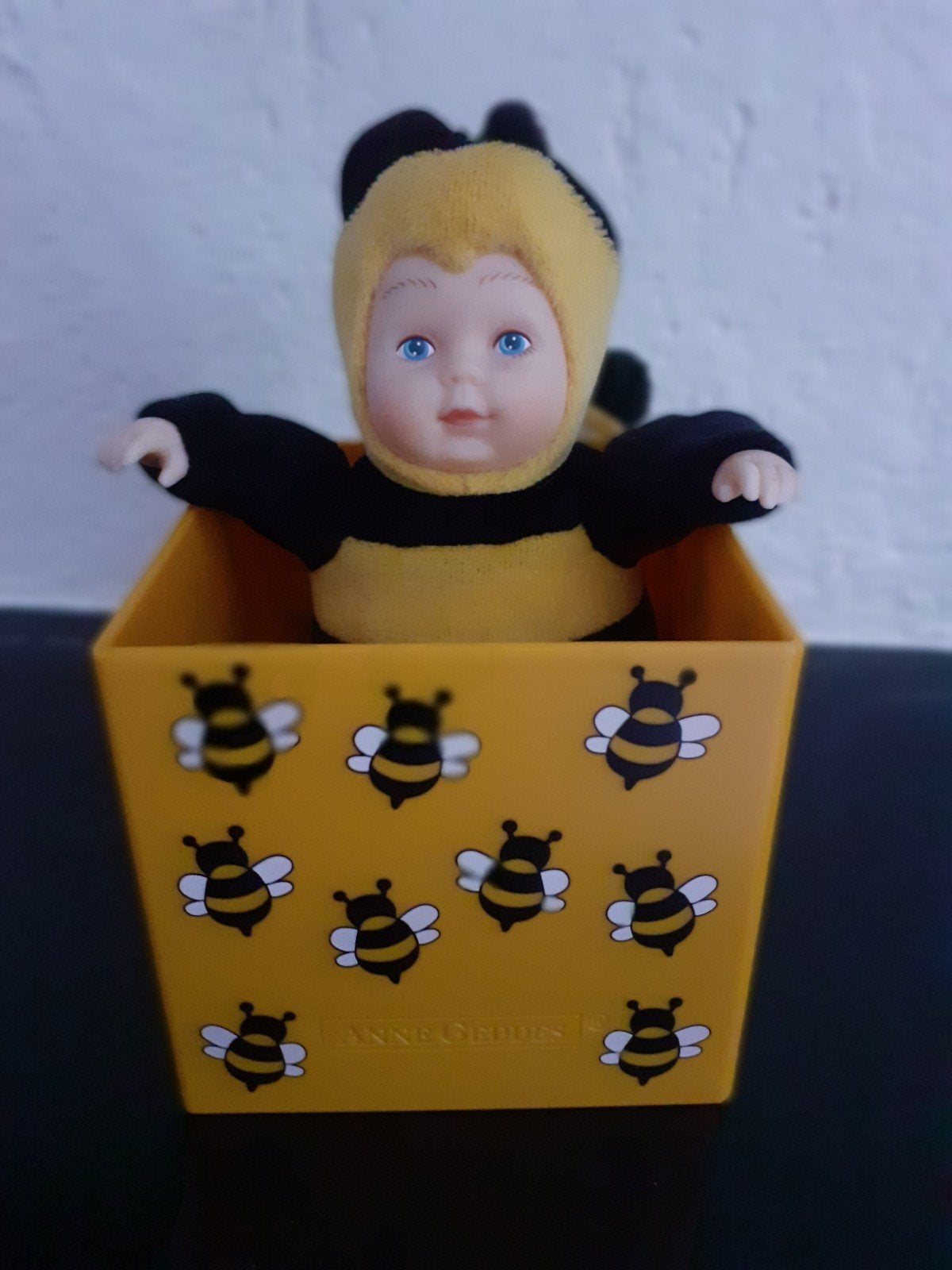 Anne Geddes bijtje in bakje, Ophalen of Verzenden