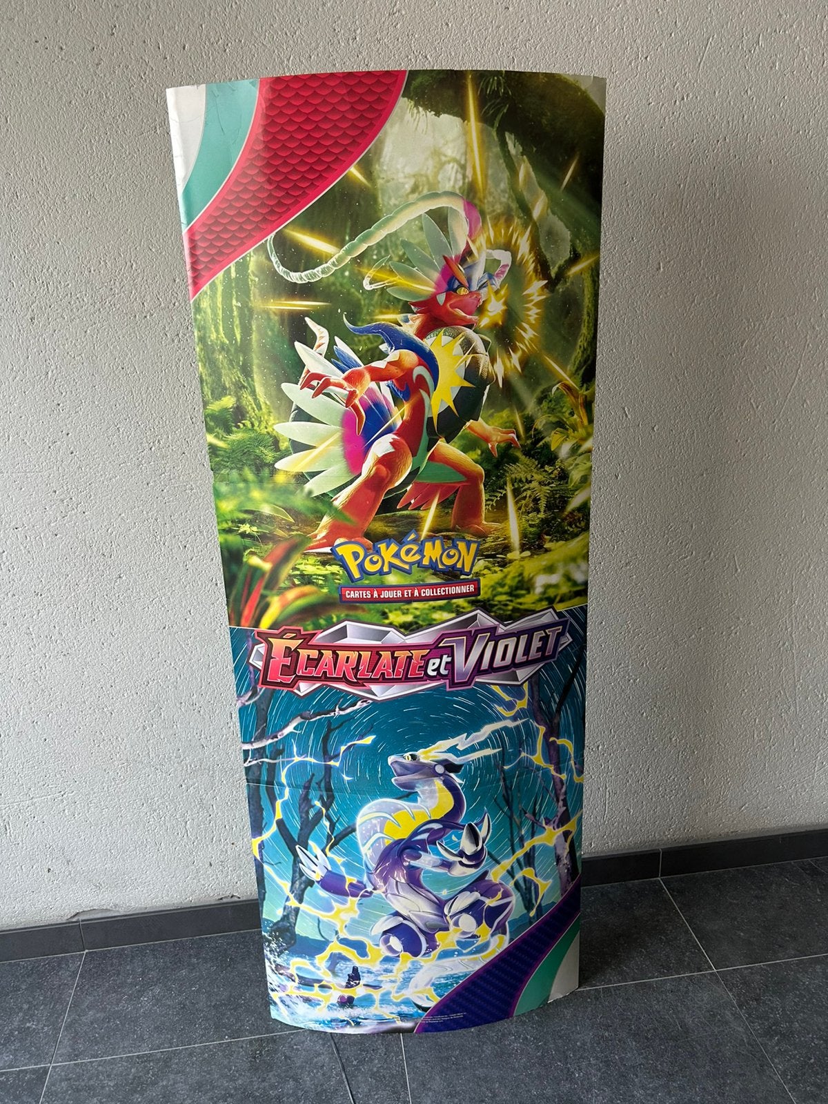 Pokémon TCG Écarlate et Violet – Officiële winkel display, Enlèvement ou Envoi, Utilisé