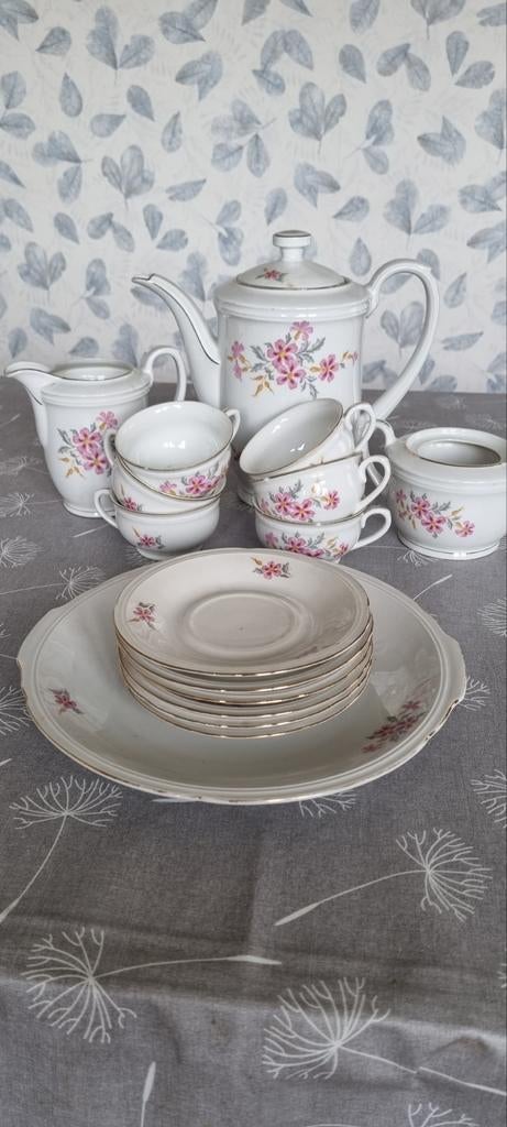 Koffie servies, Enlèvement