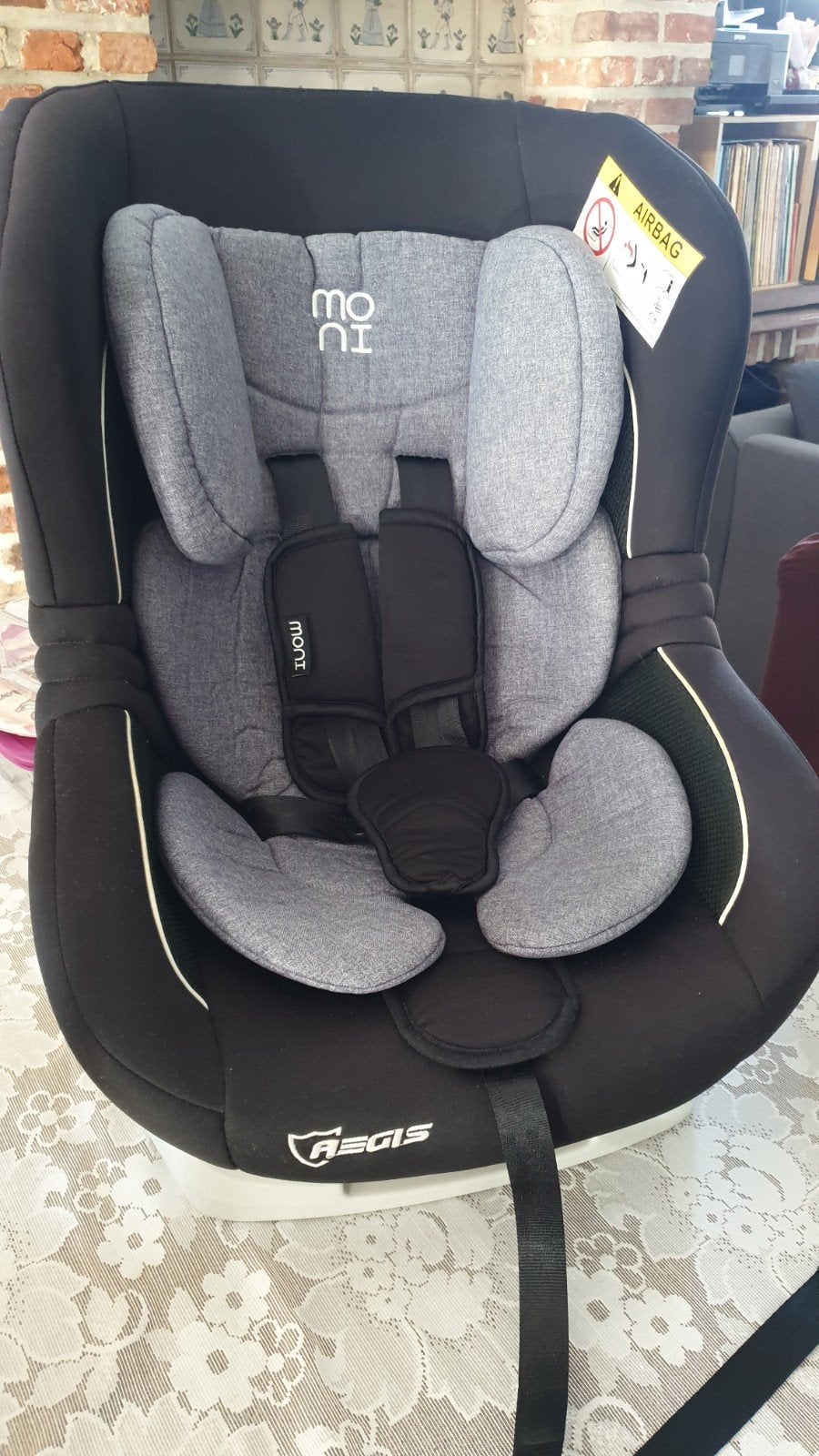 Autostoel merk Moni van 0 tot 13kg, Enfants & Bébés, Autres marques, Ceinture de sécurité, Mode veille, Comme neuf