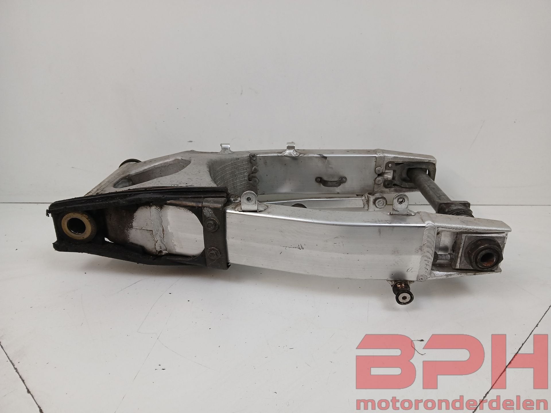 Achterbrug Suzuki GSX-R 600 SRAD 1996 t/m 2000 achtervork GS, Motos, -, Utilisé, -, -