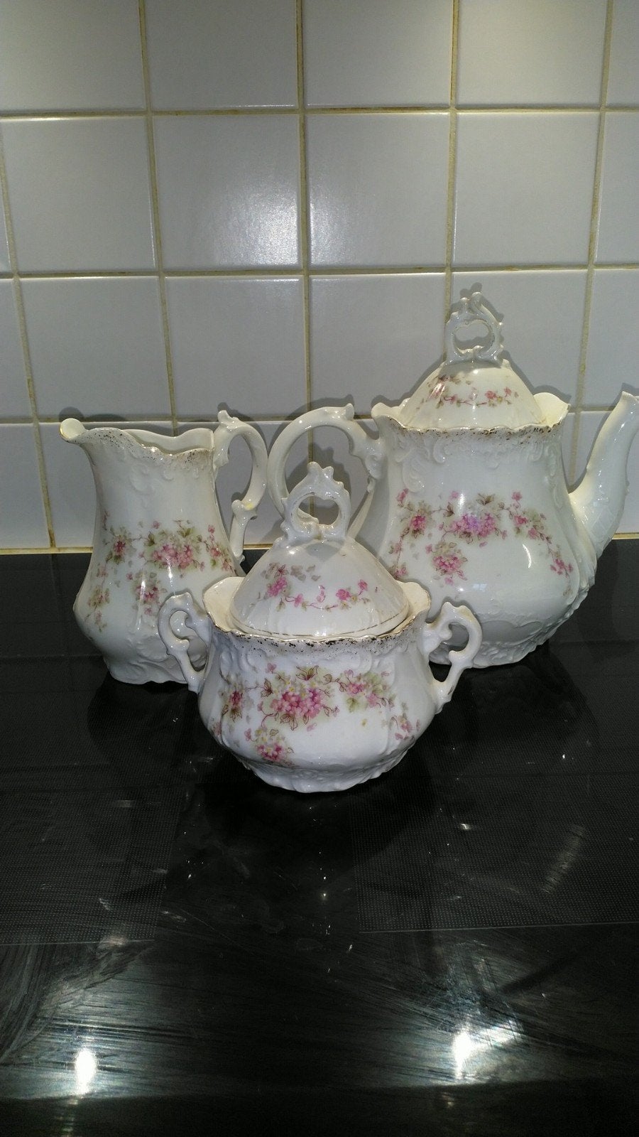 Oud koffie en thee servies, Ophalen