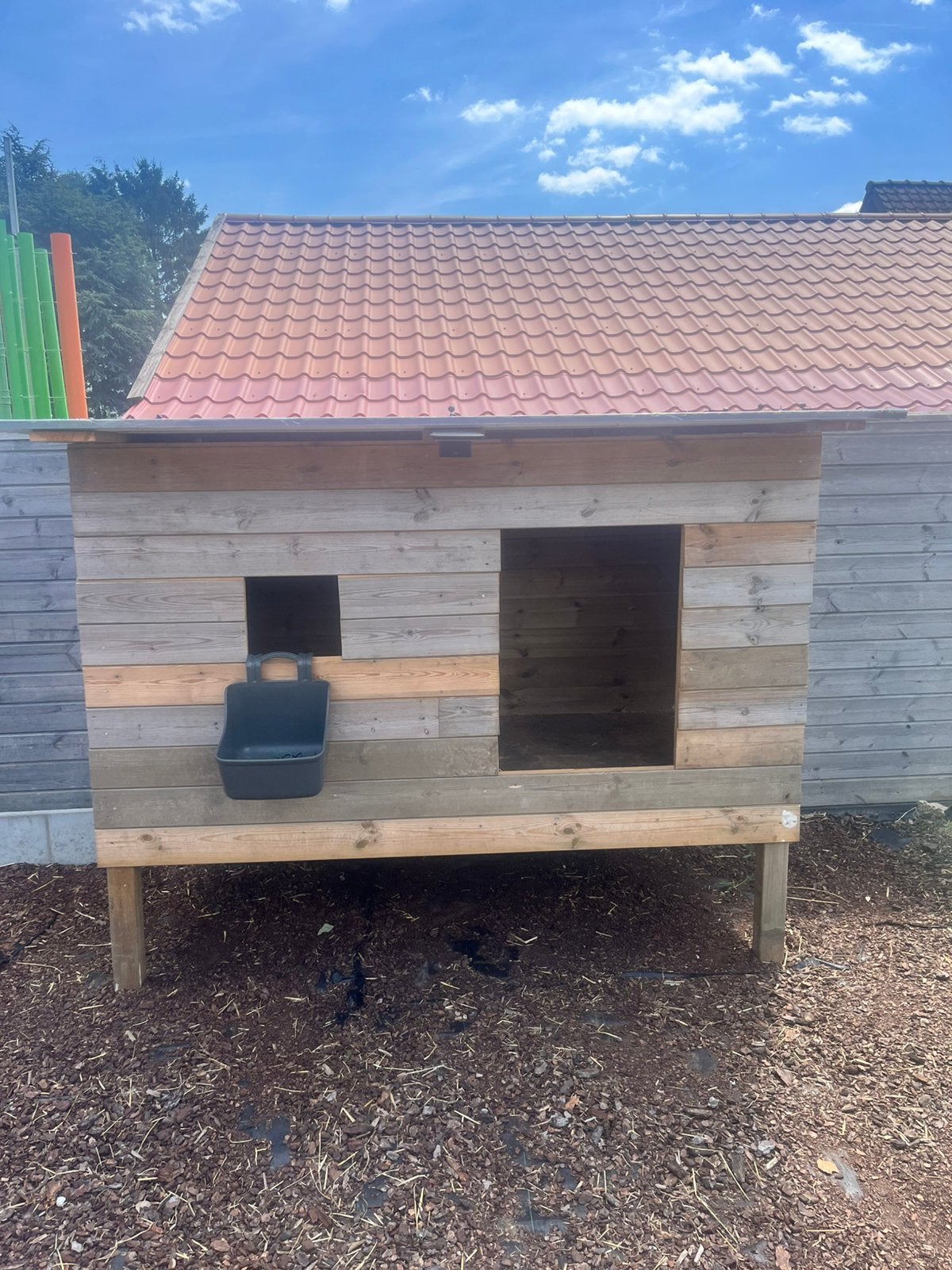 Schuil stal / hok /   te koop GEEN GEITEN ., Dieren en Toebehoren, Schapen, Geiten en Varkens