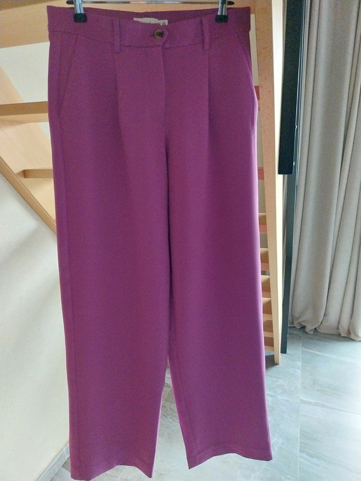 nieuwe broek Vila maat 38, Kleding | Dames, Broeken en Pantalons, Ophalen of Verzenden, Maat 38/40 (M)