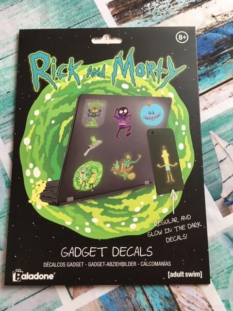 Nieuw pakket Rick and Morty ( Oa T shirt , kaars , gadgets, Ophalen of Verzenden, Nieuw