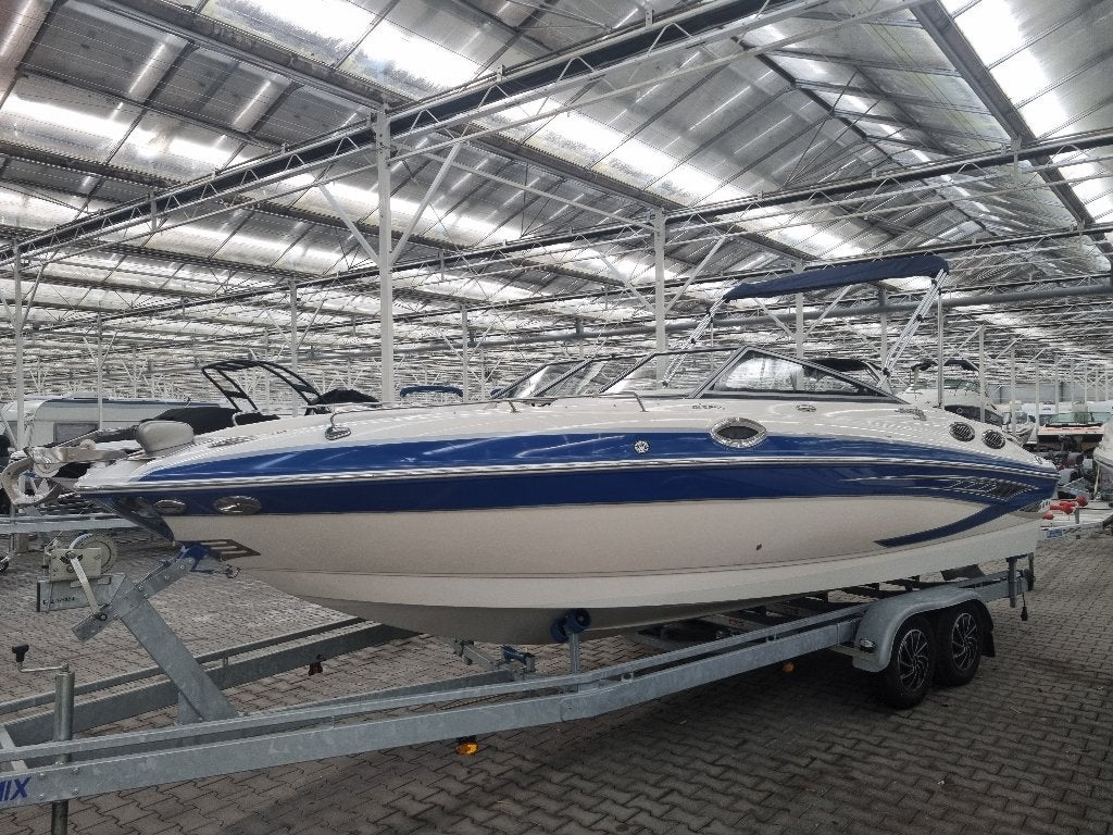 Glastron 255 van het jaar 2010 Volvo Penta 5.7 GXI Duoprop, Ophalen, Overige merken, Binnenboordmotor, 320 pk