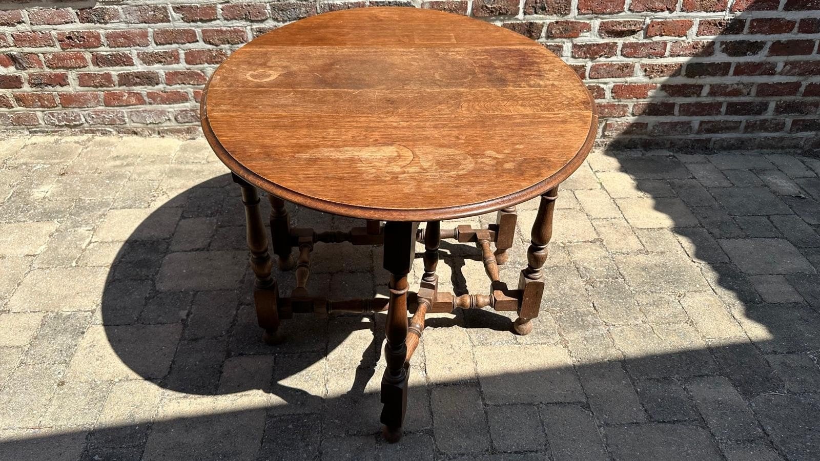 Antieke Engelse gateleg tafel in massief eik, Ophalen, Eikenhout, Gateleg, 75 – 100