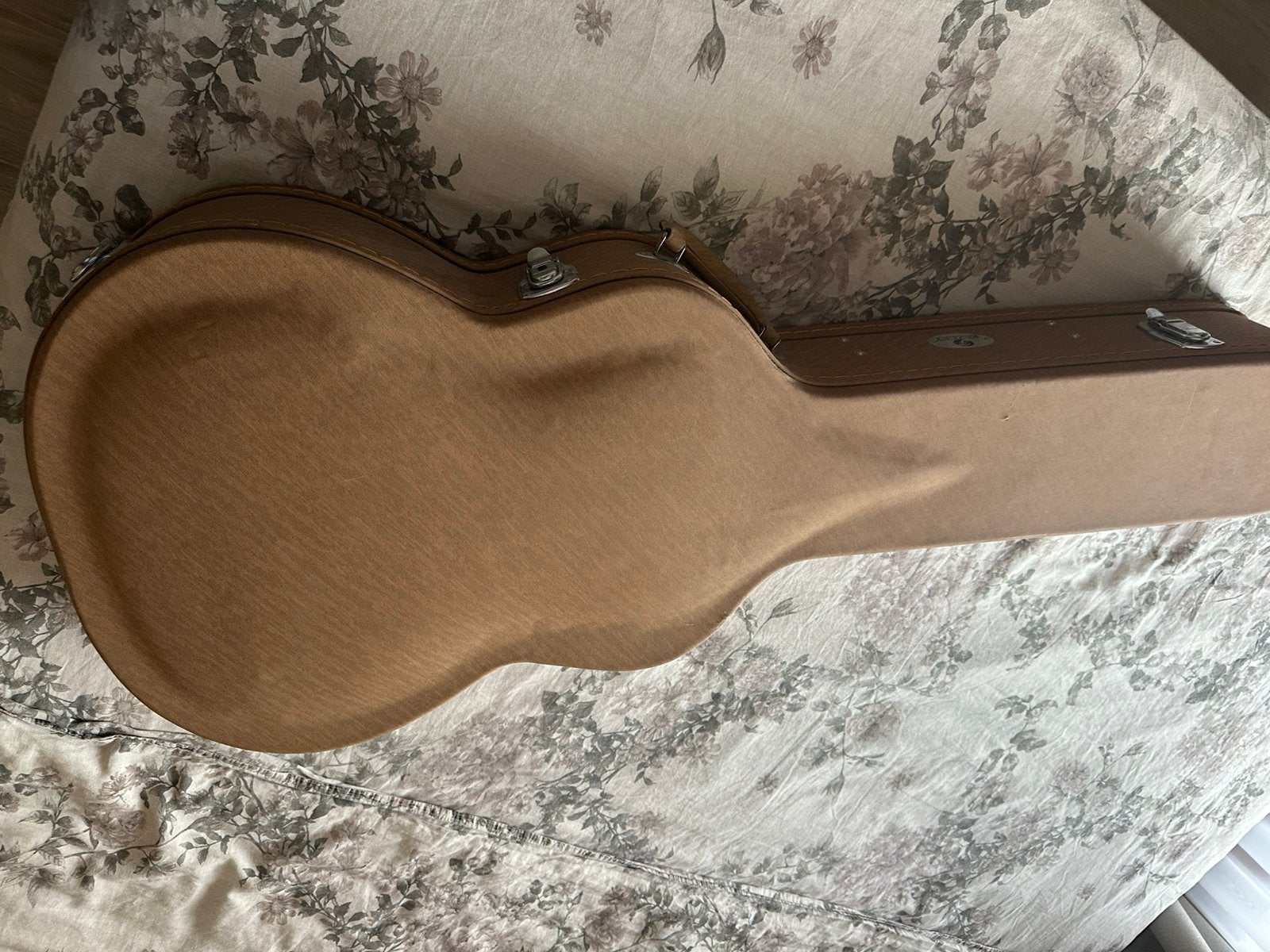 Gitaarkoffer, Muziek en Instrumenten, Behuizingen en Koffers, Ophalen, Gebruikt, Akoestische gitaar