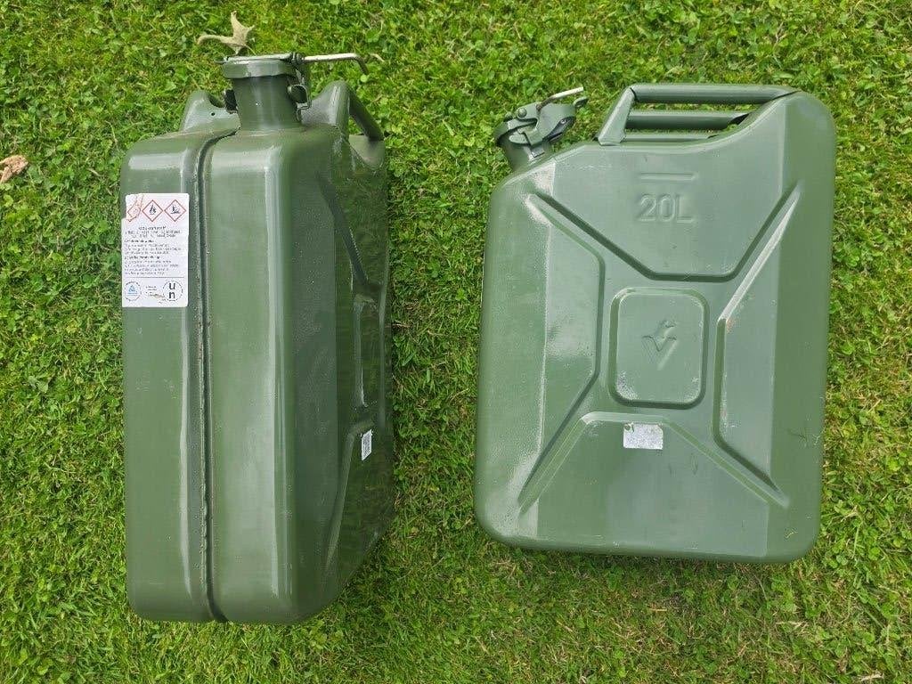 1 jerrican 20 litres métallique avec goupille de sécurité, Enlèvement