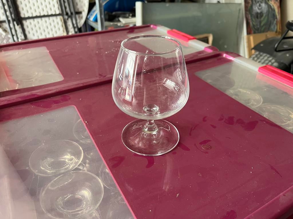 Grand verre à cognac, Enlèvement, Comme neuf