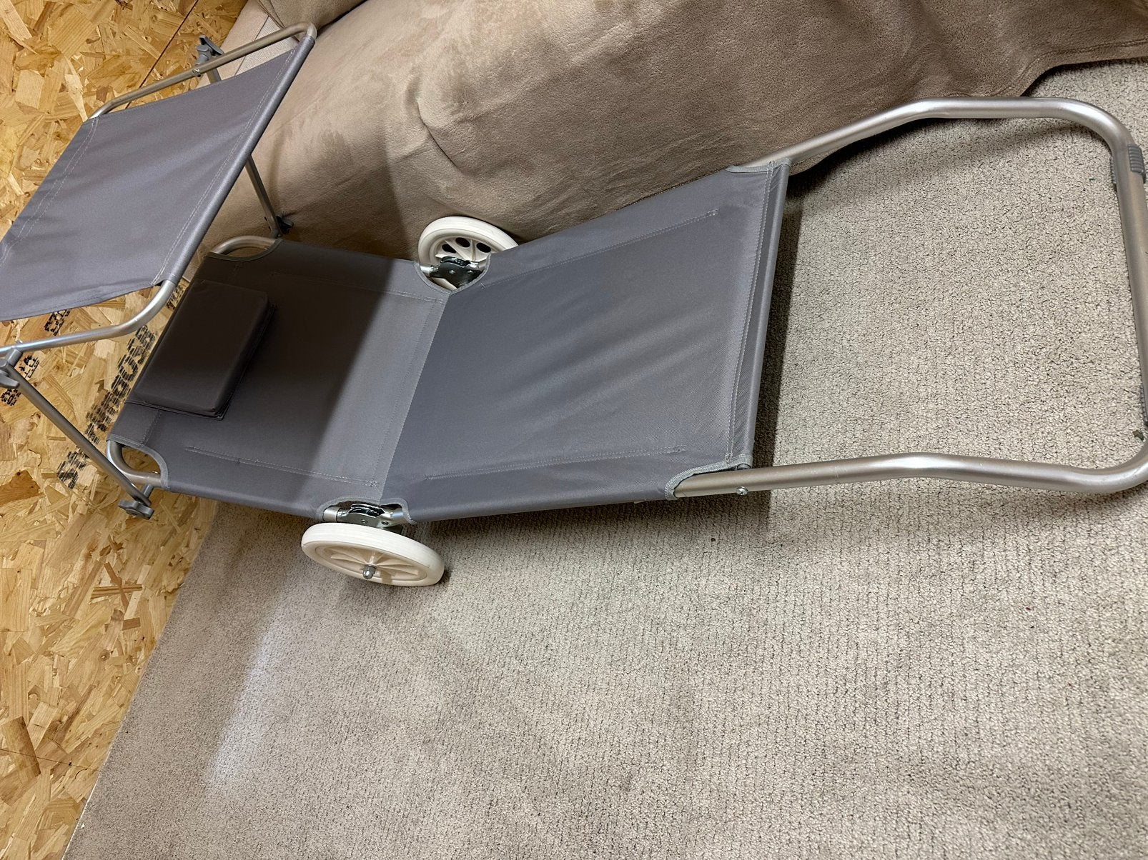 Chaise longue, Enlèvement, Comme neuf